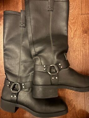 Zara Black Leather like Knee-High Winter Boots with Contrast Stitching
